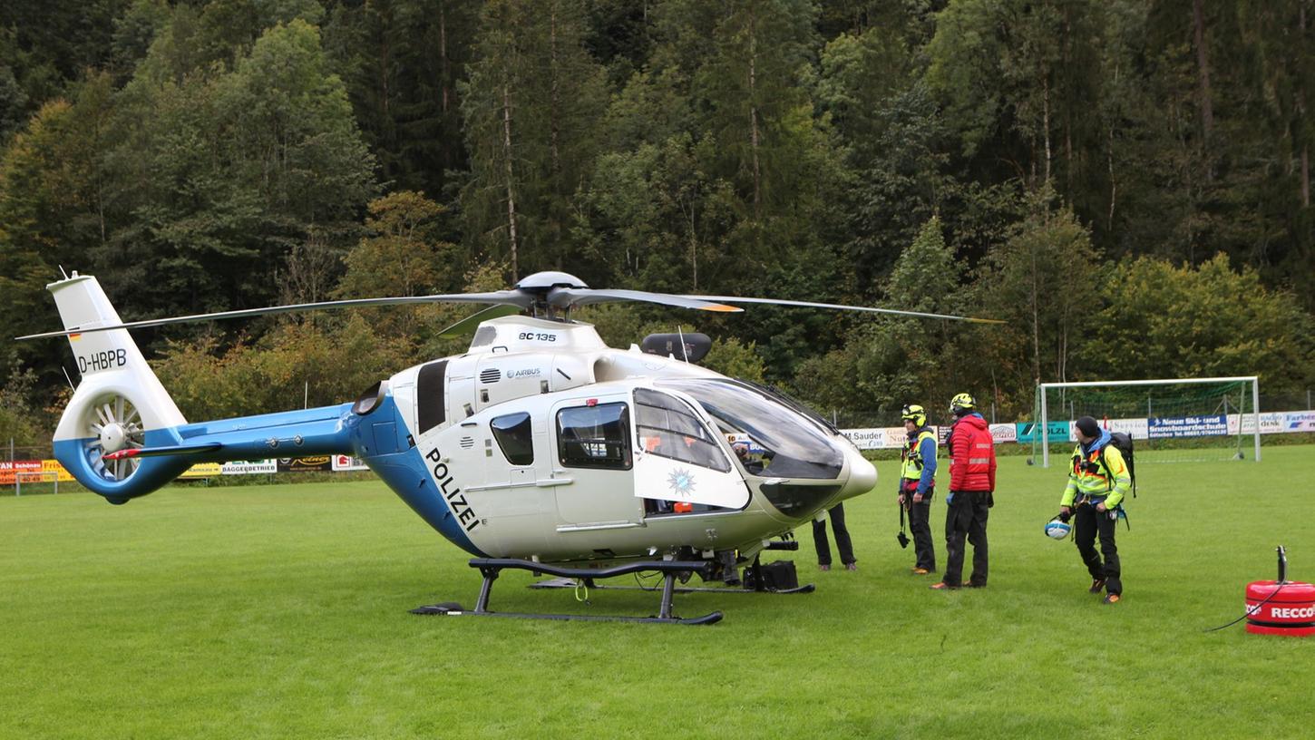 Die Rettungskräfte suchten am Mittwoch weiter nach einem vermissten Wanderer in den Berchtesgadener Alpen.