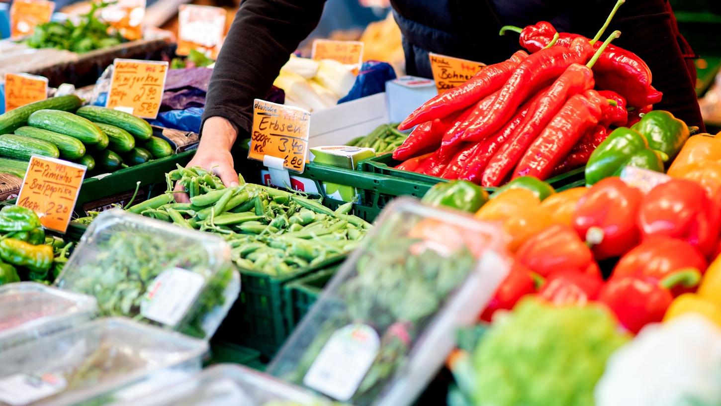 Eine neue Studie untersuchte die Ernährungweisen von Menschen aus 185 Ländern. Eine neue Studie untersuchte die Ernährungweisen von Menschen aus 185 Ländern.