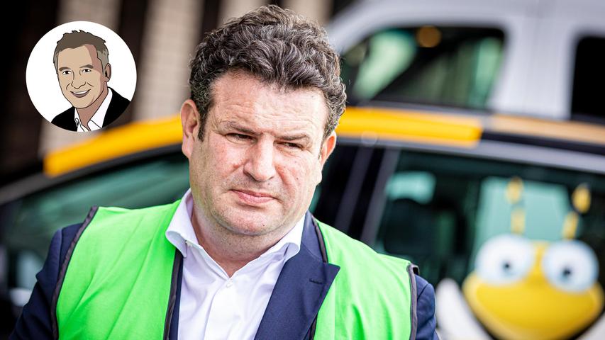 Stechuhr-Urteil: Kommt jetzt der Büroschlaf zurück, Herr Heil? Stechuhr-Urteil: Kommt jetzt der Büroschlaf zurück, Herr Heil?