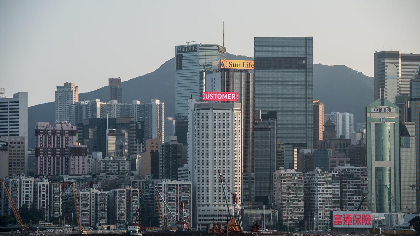 Hongkong verlangt von Einreisenden keine dreitägige Quarantäne mehr. Hongkong verlangt von Einreisenden keine dreitägige Quarantäne mehr.