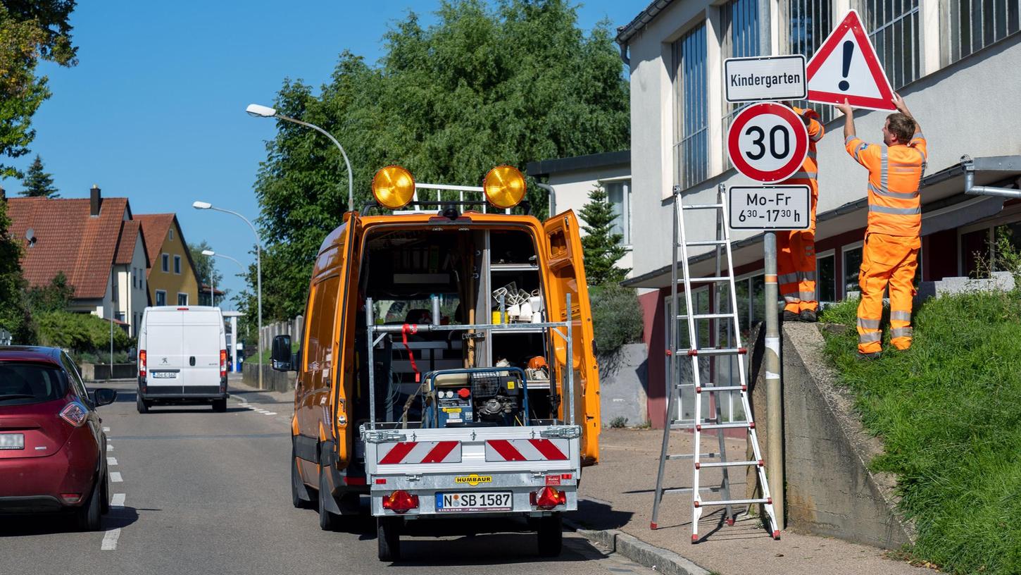 Runter vom Gas heißt es jetzt in der Nürnberger Straße in Thalmässing im Bereich des Regenbogen-Kindergartens.  