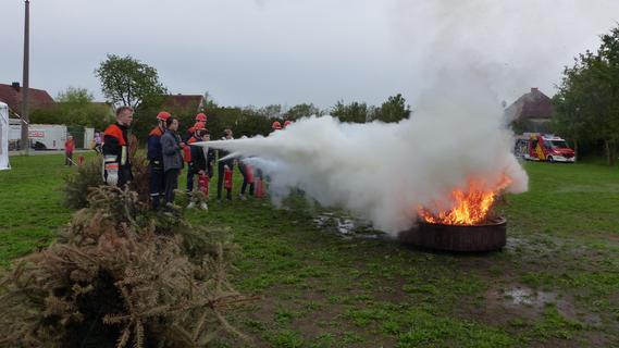 Da brannte der Baum: Die "Lange Nacht der Feuerwehr" im Landkreis Neumarkt