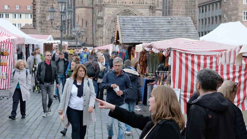 Proppenvolle Innenstadt trotz Krise: So war der verkaufsoffene Sonntag in Nürnberg