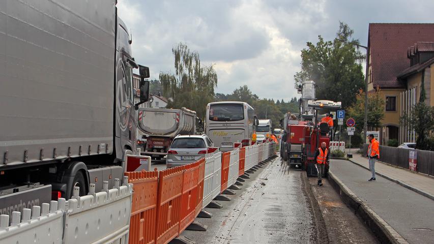 Großbaustelle auf der B 8: Worauf sich Autofahrer jetzt einstellen müssen Großbaustelle auf der B 8: Worauf sich Autofahrer jetzt einstellen müssen