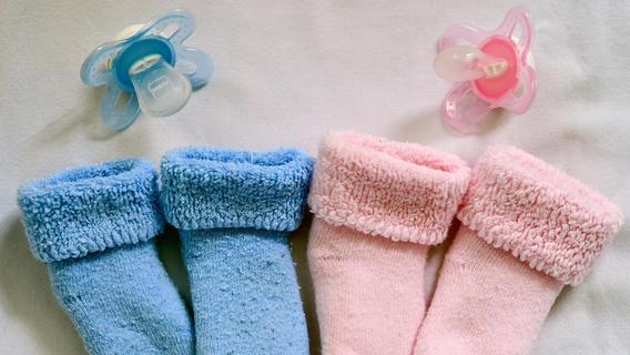 Wickeln, Baden, Waschen, Anziehen und Halten: Wertvolle Tipps im Umgang mit einem Baby