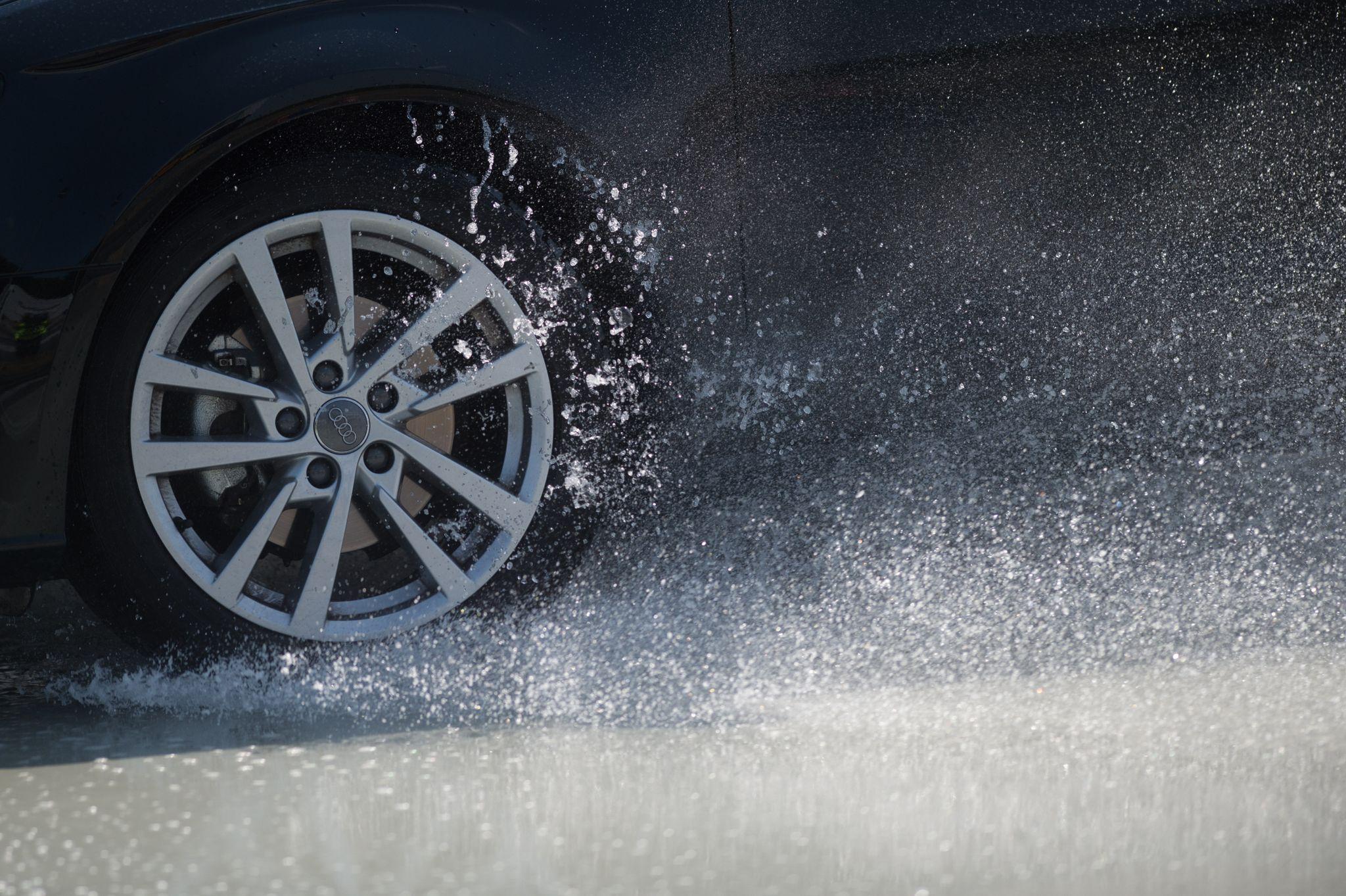 Wie auf Glatteis: Hier droht Aquaplaning