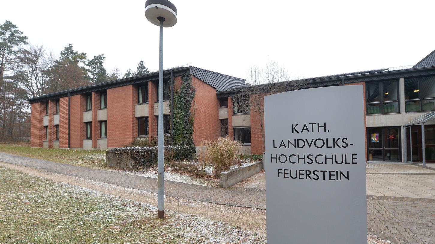 Der Landvolkshochschule Feuerstein droht die Zahlungsunfähigkeit.