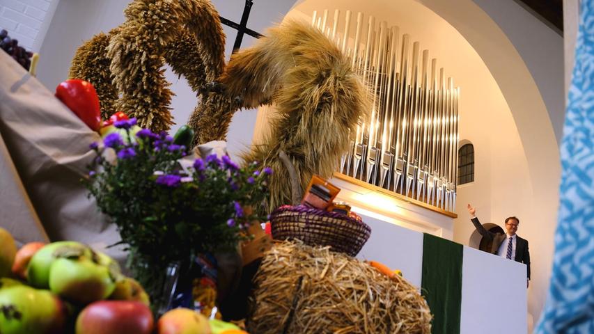 Doppelter Grund zum Feiern: Zum Erntedank-Fest wurde die neue Orgel eingeweiht. 