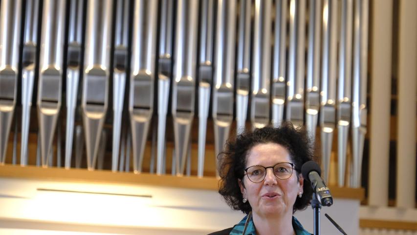 Die Vorsitzende des Orgelbauvereins, Sandra Wüstner, durfte vielen Menschen danken, die ihren Teil zum Gelingen beigetragen haben. 
