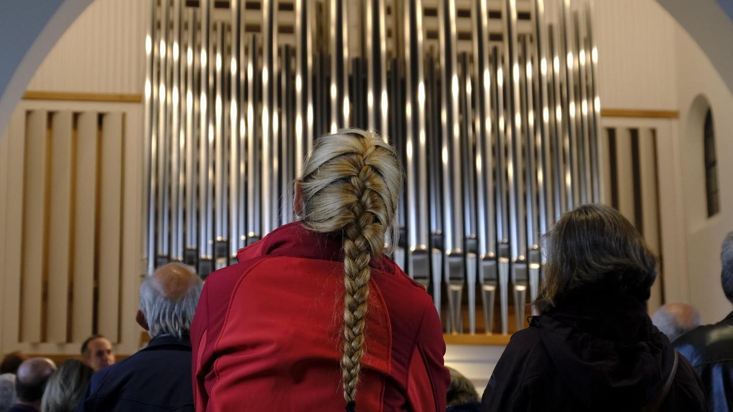 Ein Instrument für fein verflochtene Töne: die neue Orgel in der Herzogenauracher Kirche.