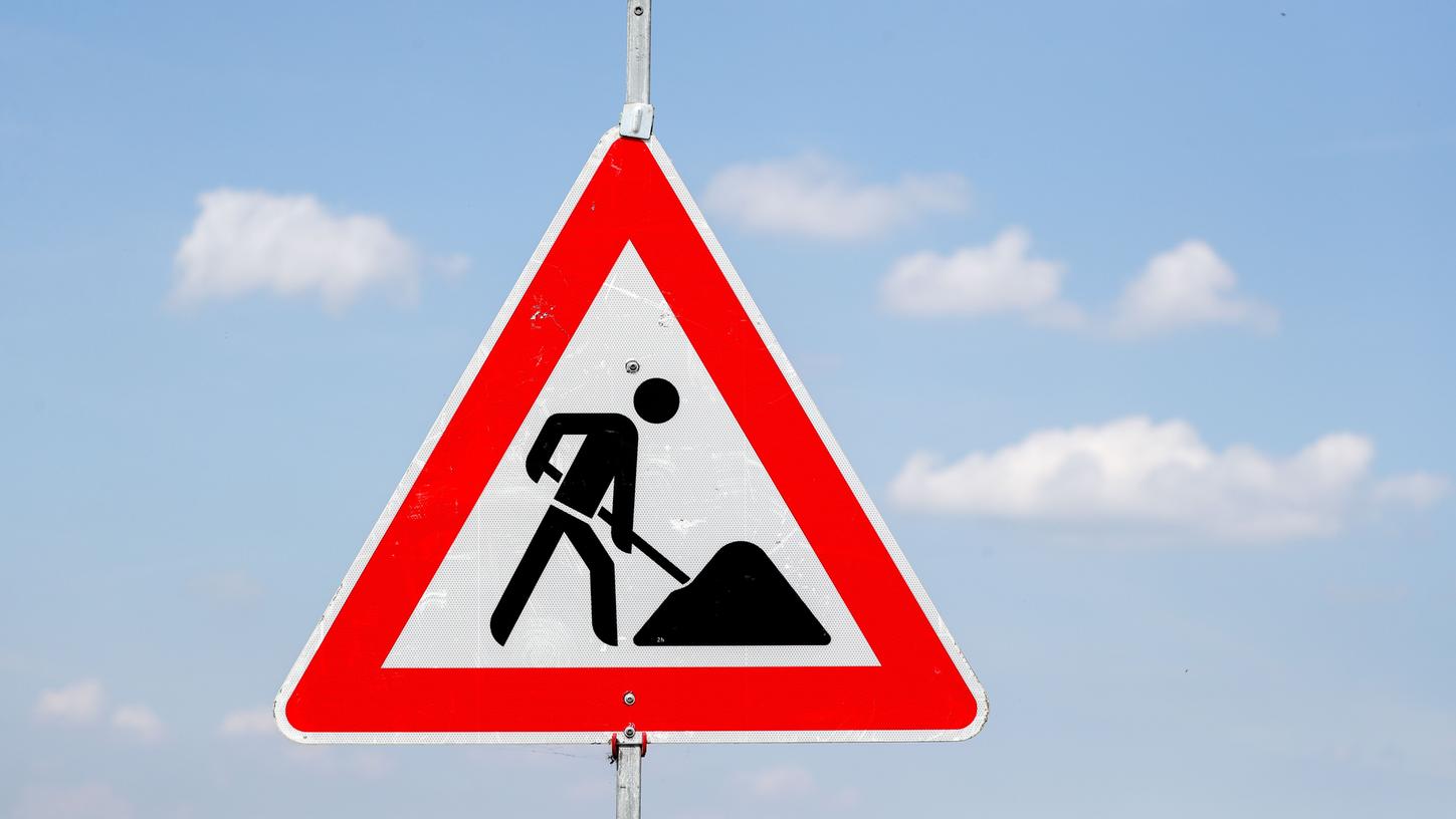 Zwischen Allersberg und Reckenstetten wird ungefähr ein Jahr gebaut, in der Folge werden Umleitungen eingerichtet. Zwischen Allersberg und Reckenstetten wird ungefähr ein Jahr gebaut, in der Folge werden Umleitungen eingerichtet.