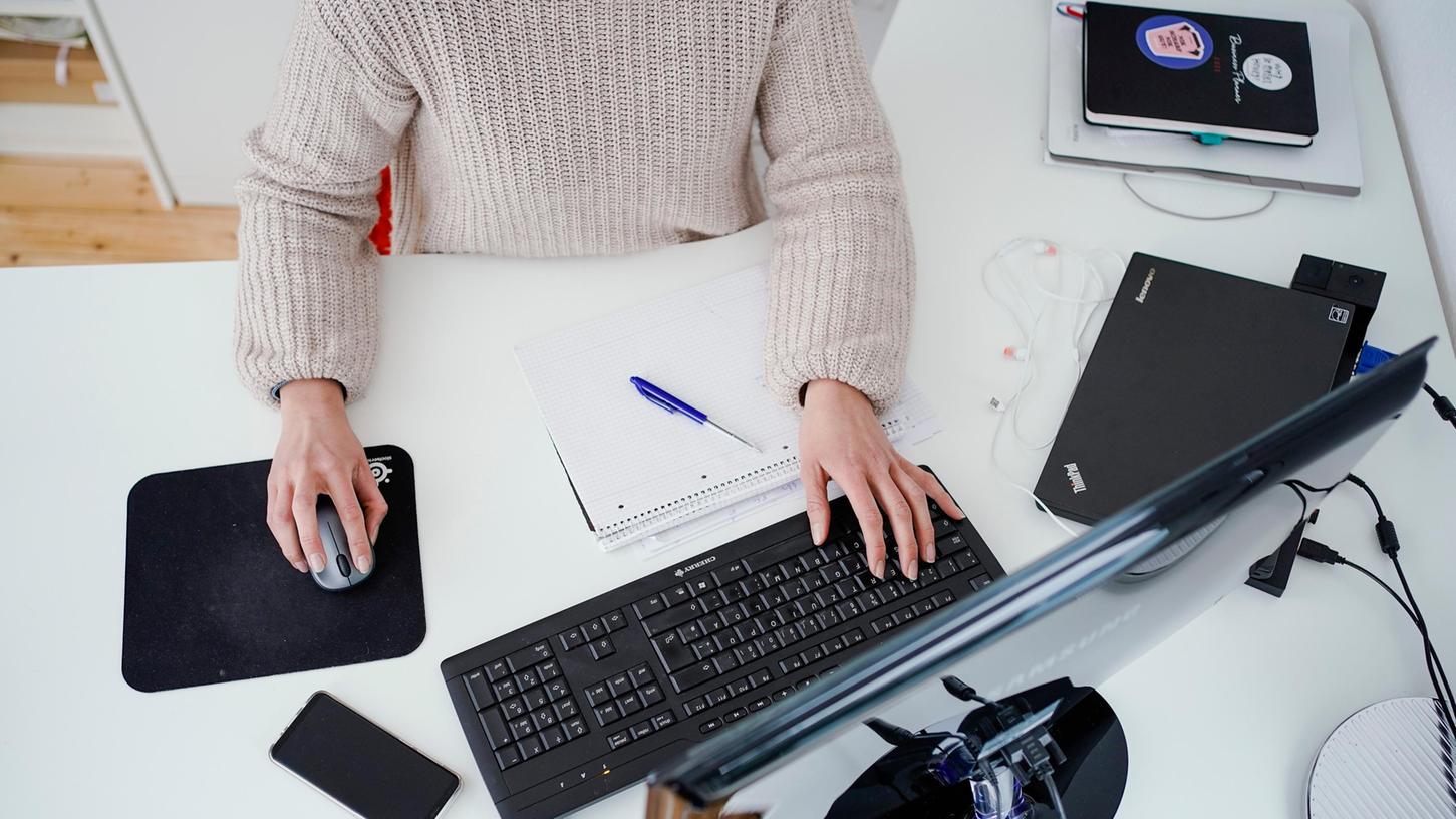 Nur 19 Grad am Arbeitsplatz sind laut Medizinern nicht für jeden Job geeignet. Nur 19 Grad am Arbeitsplatz sind laut Medizinern nicht für jeden Job geeignet.