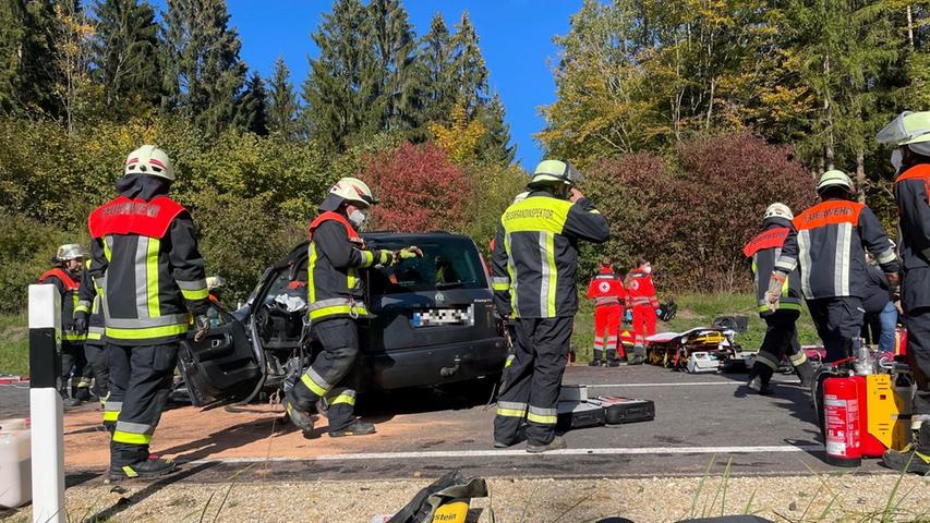 Die Rettung der Schwerverletzten gestaltete sich schwierig.