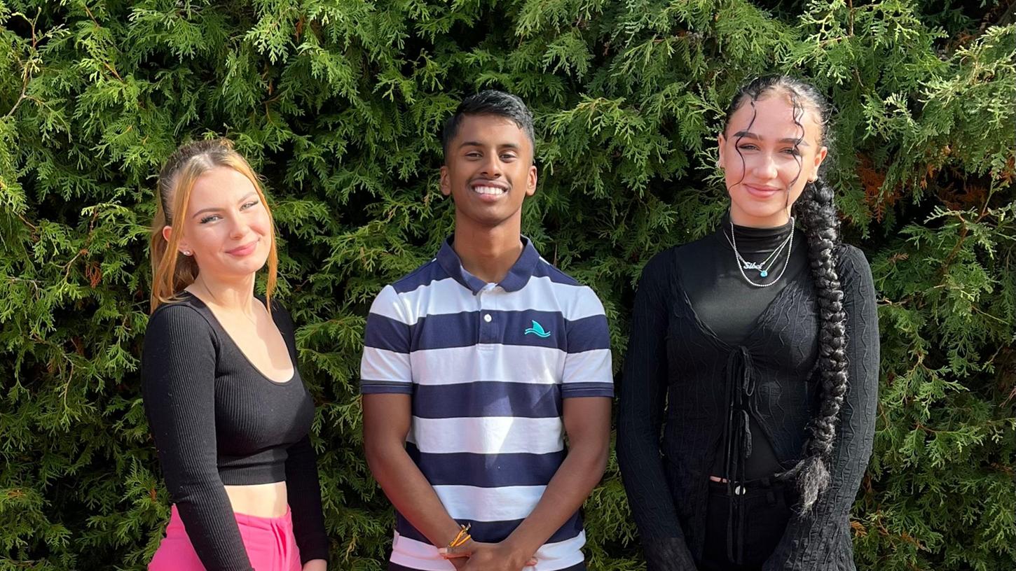Nami Seitz, Niruban Nimalan und Sibel Laleli (von links) sind die neuen Schülersprecher der Stephani-Mittelschule.
