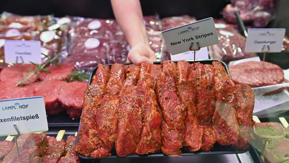 Neue Studie: Fleischkonsum gefährdet die Lebensmittelversorgung - ein Drittel landet im Müll