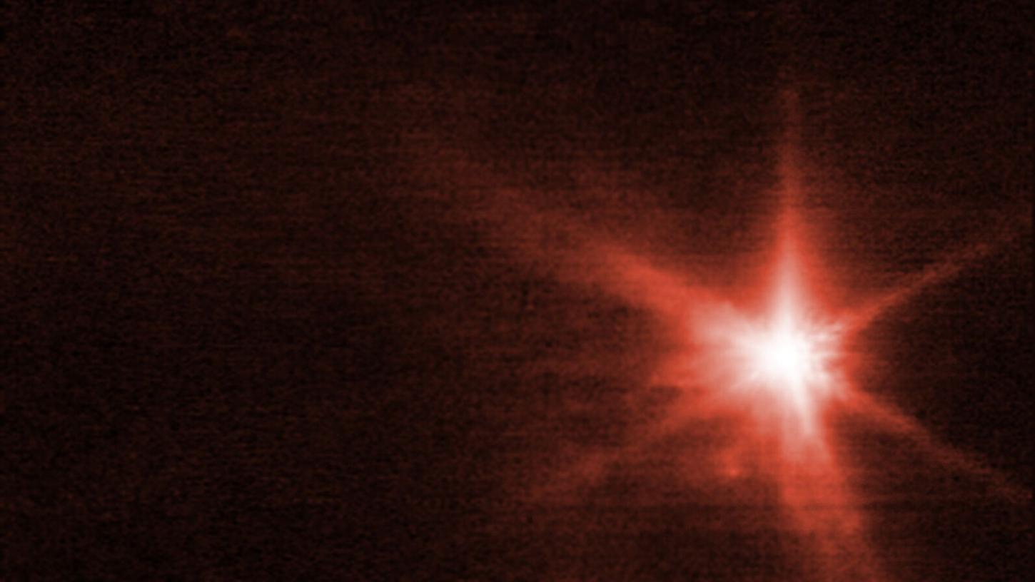 Historischer Erfolg im Weltraum Nasa lenkt Asteroid ab