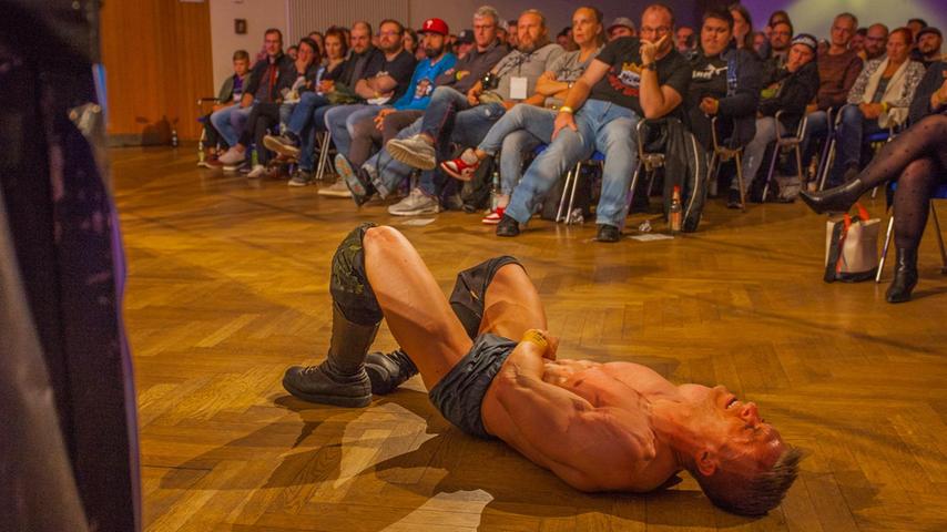 Gegner am Boden... Gegner am Boden...
