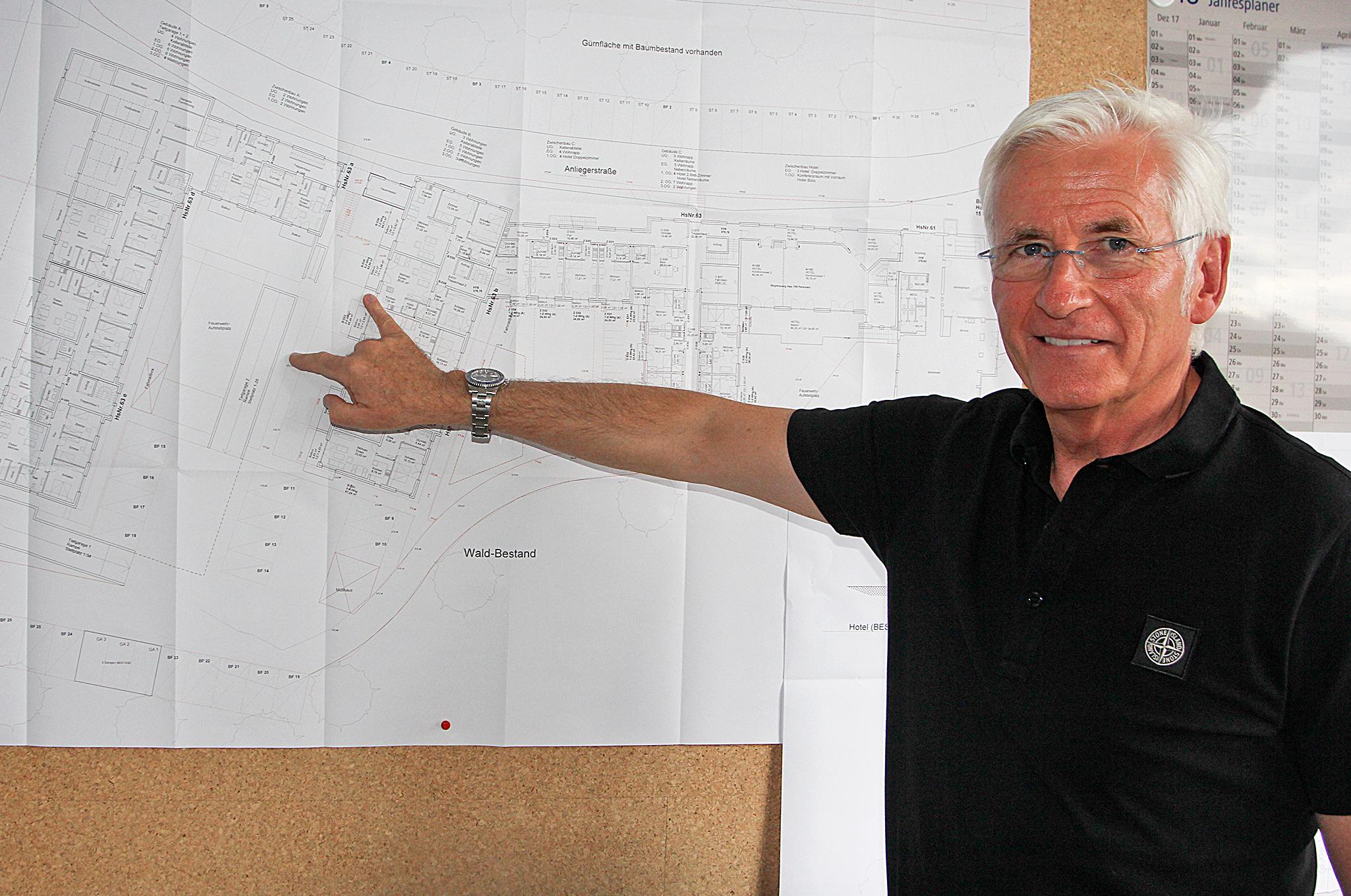 Es droht die Zahlungsunfähigkeit: Peter Webers Immobilienfirma meldet ...