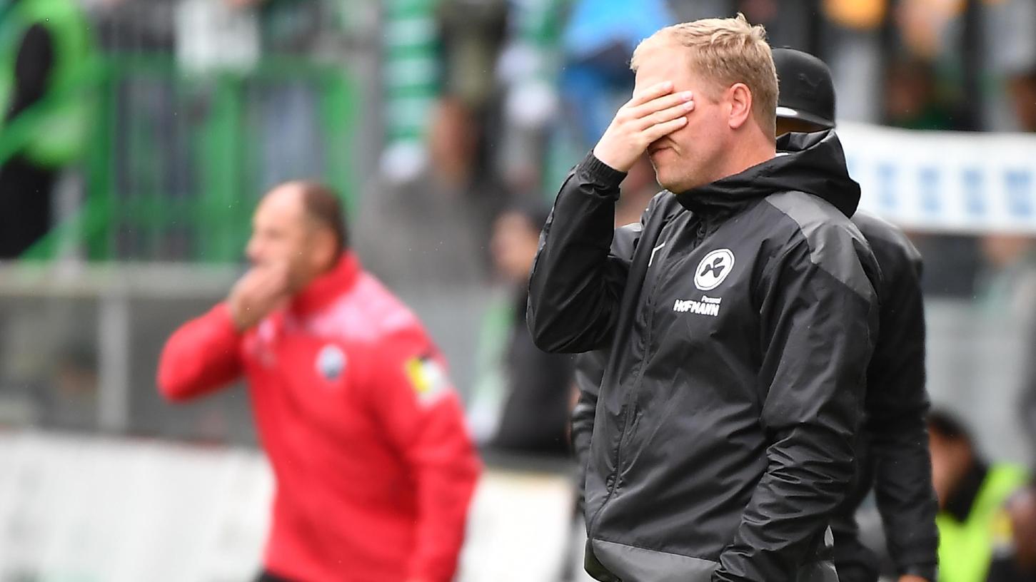 Freigestellt: Nach nur einem Sieg in 13 Pflichtspielen ist Marc Schneiders Zeit in Fürth vorbei. Freigestellt: Nach nur einem Sieg in 13 Pflichtspielen ist Marc Schneiders Zeit in Fürth vorbei.