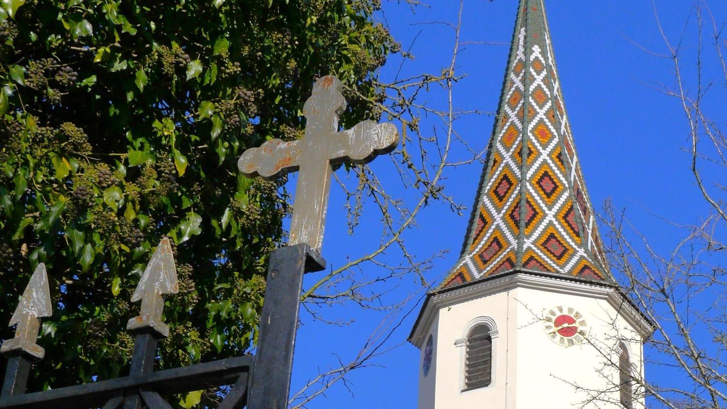 In Deutschland stehen nur drei Kirchen unter dem Schutz des heiligen Gangolf – darunter die Dorfkirche in Windsfeld.
