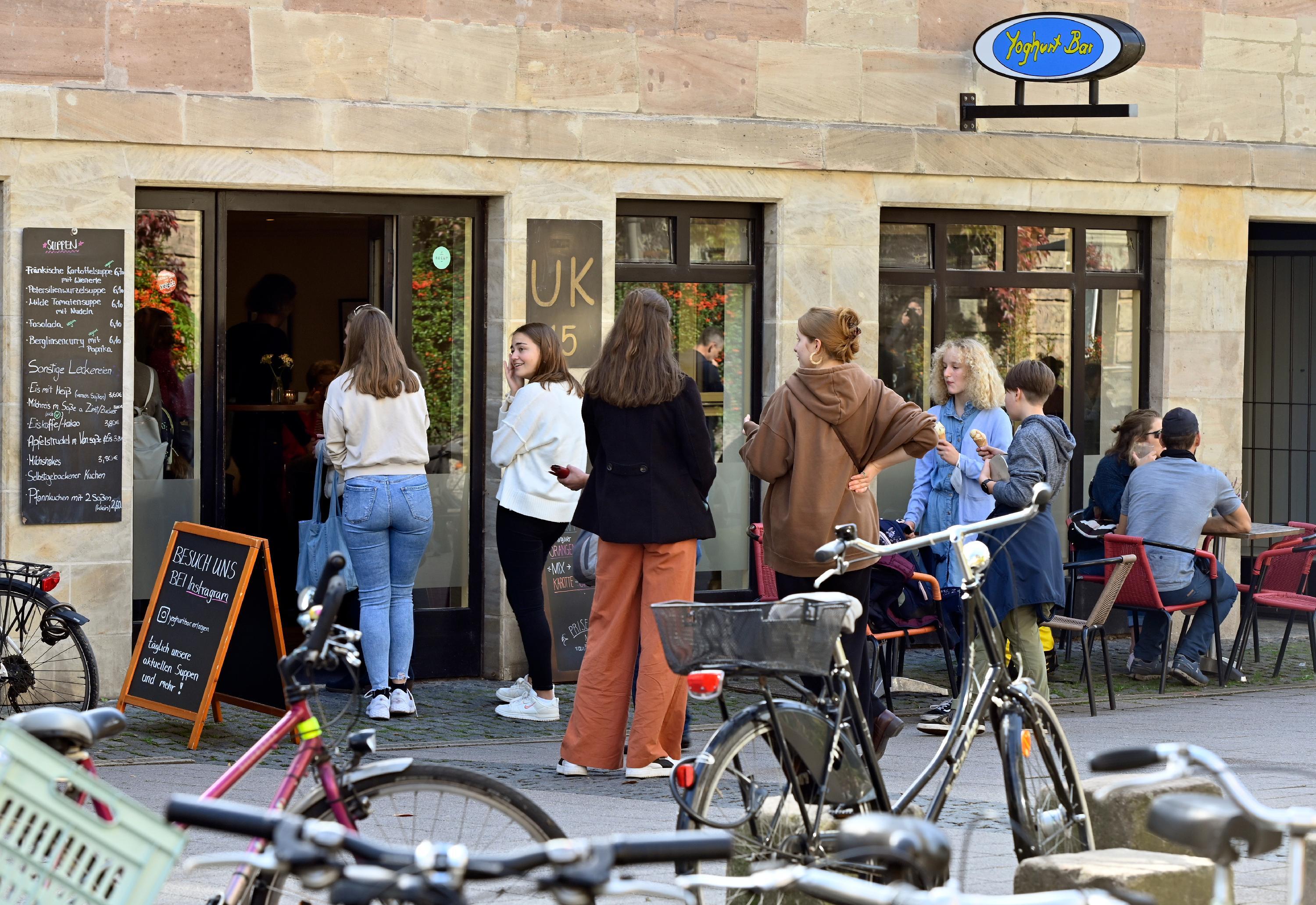 Wer keine Lust auf Mensa-Essen hat, findet hier jede Menge Alternativen. 