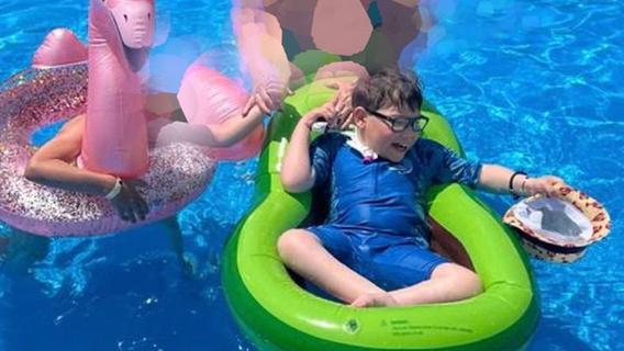 Damit der neunjährige Benno aus Postbauer-Heng bald mit Delphinen schwimmen kann