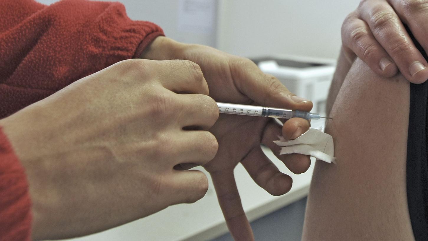 Noch bis Ende des Jahres kann man sich in den Nürnberger Impfzentren gegen Corona impfen lassen, jetzt überall ohne Termin.