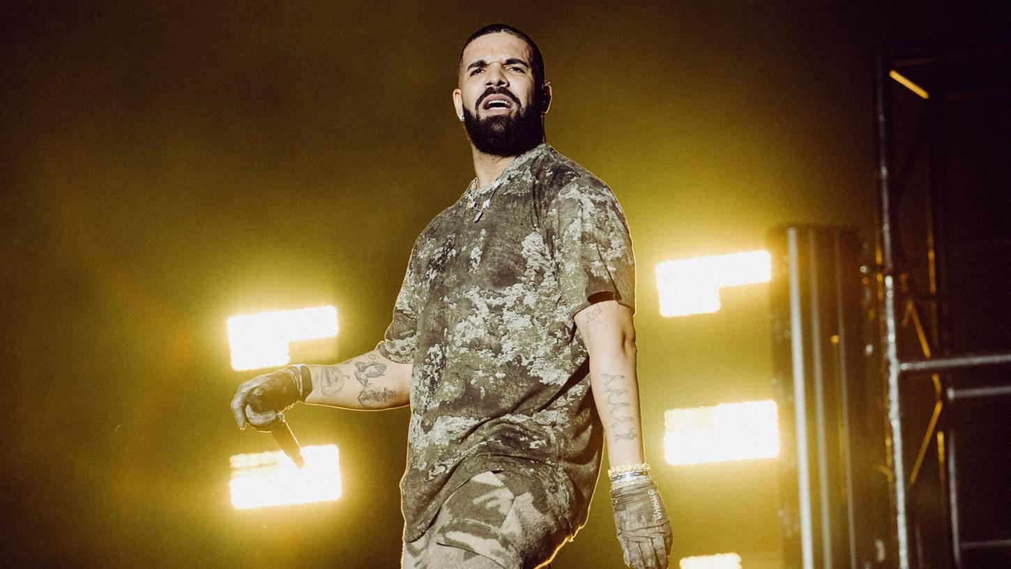 Rapper Sänger Drake geht derzeit auf X viral.