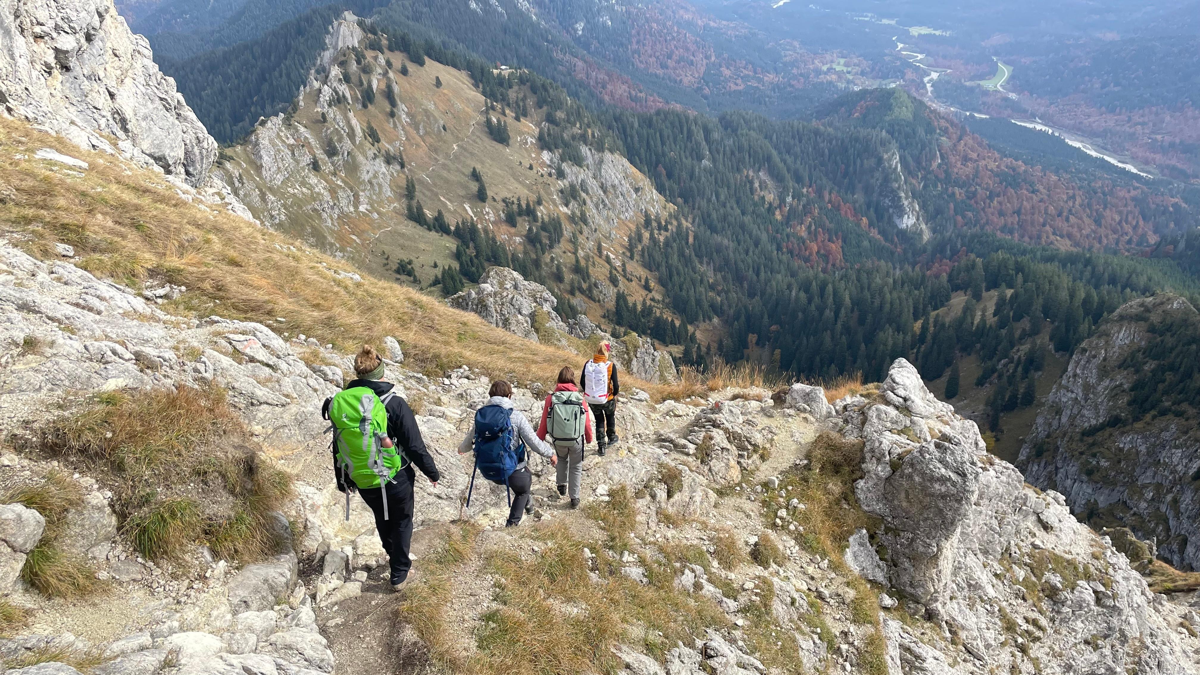 Insgesamt sollten Sie für die Tour zur Klammspitze ungefähr 5 Stunden einberechnen. 