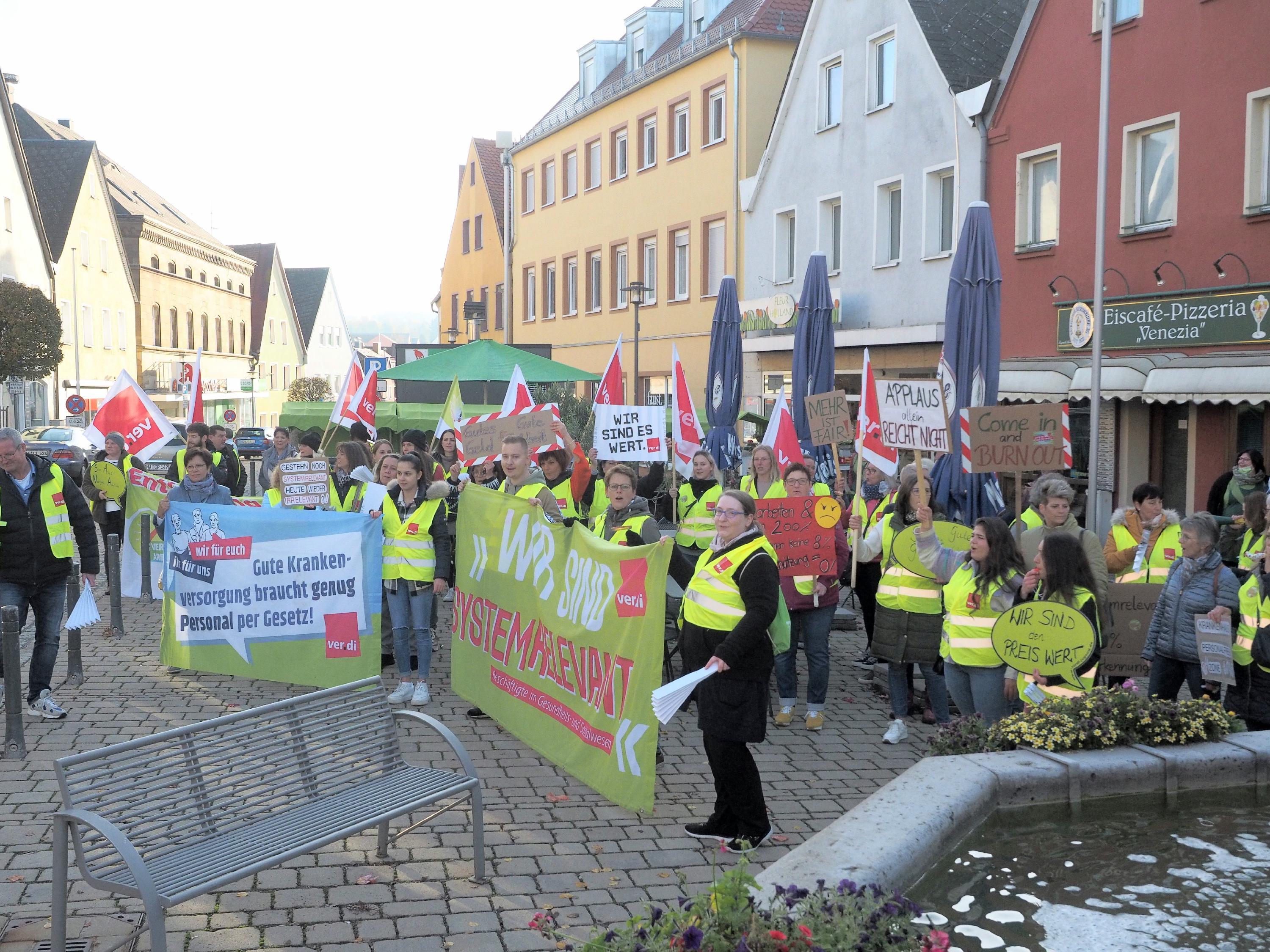 auf-sieben-prozent-mehr-lohn-und-eine-einmalzahlung-von-2500-euro