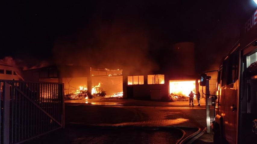 Verheerender Brand in Bieswang sorgte für Großeinsatz der Feuerwehren