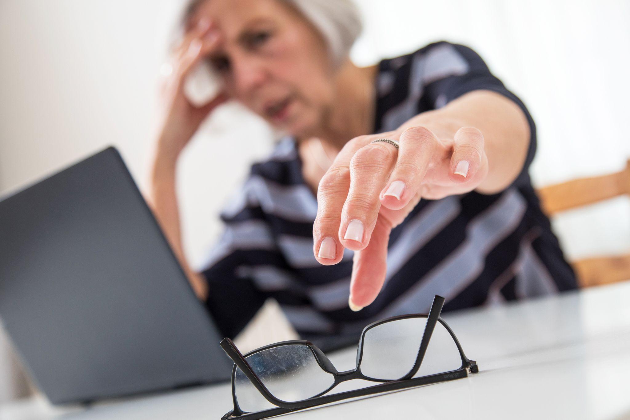 Arbeitgeber Muss Bei Bedarf Bildschirmbrille Anbieten