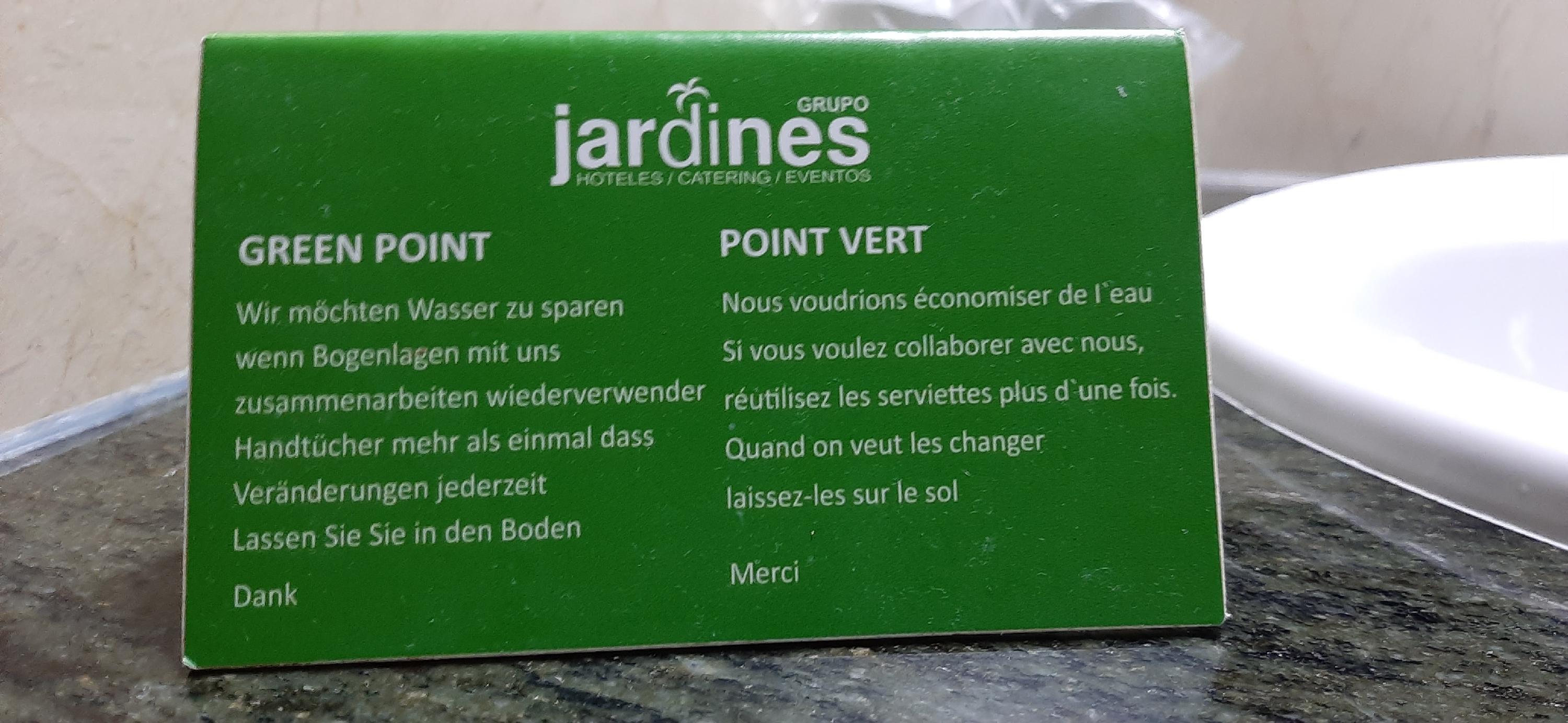 "Anbei ein mehrsprachiger Aufsteller im Bad unseres Hotels Südspanien", schreibt Erika Herzog aus Betzenstein zu diesem Foto. Alle Bilder der letzten Jahre unserer lustigen Deutschübersetzungen finden Sie hier.