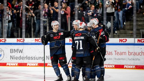 Nuernberg Ice Tigers - Adler Mannheim