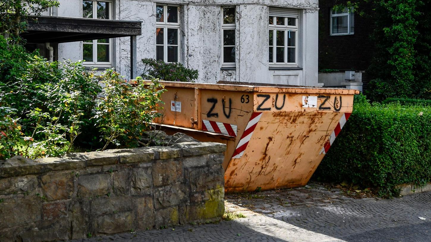 Obacht bei der Sanierung: Wird ein Nachbar geschädigt, macht man sich womöglich schadenersatzpflichtig.