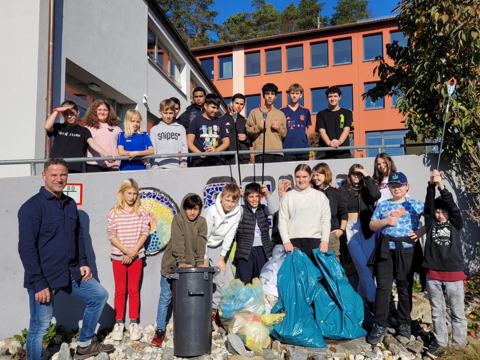 Mittelschulen im Nürnberger Land sammeln gemeinsam Müll Nordbayern