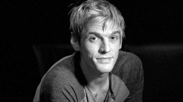 Aaron Carter wurde als Sänger schon im Kindesalter zum Star. Zuletzt hatte er aber immer wieder mit großen Problemen zu kämpfen. Am 5. November 2022 ist der 34-Jährige nach Angaben seines Agenten gestorben.