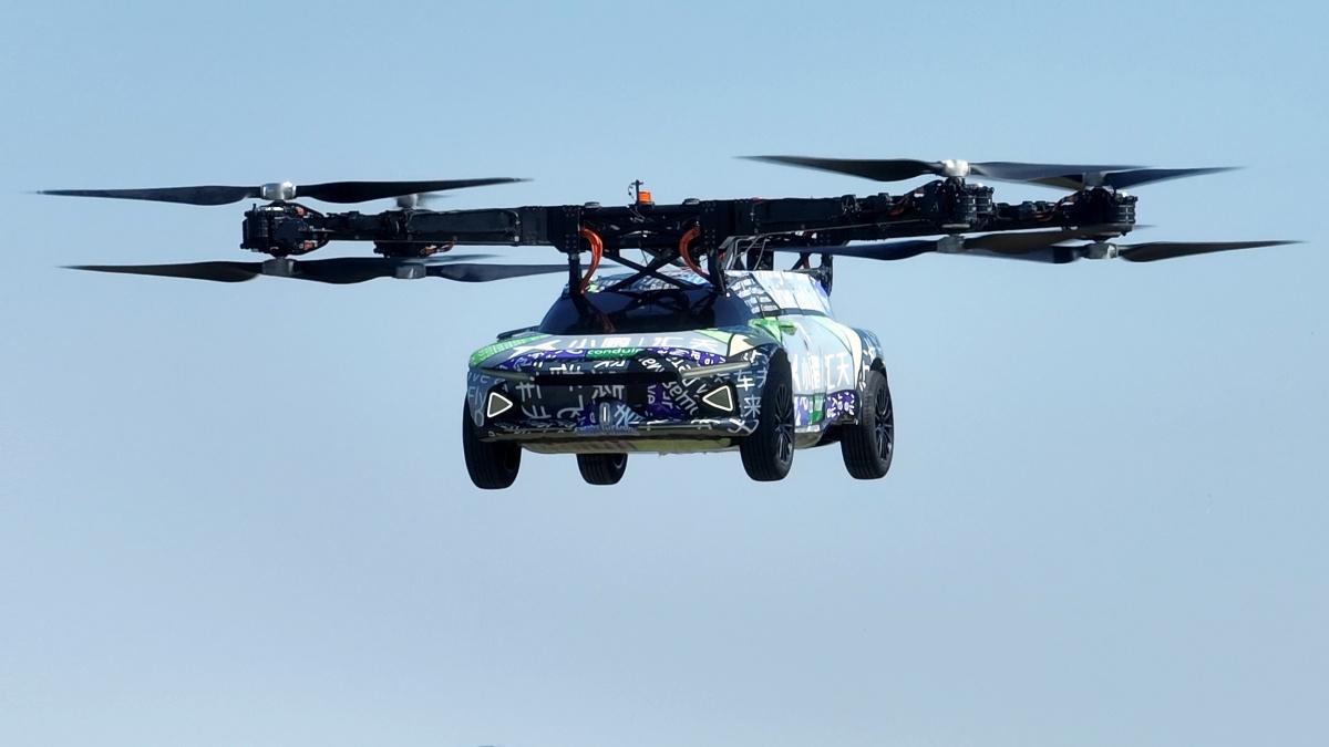 Kann sich über Staus hinwegsetzen: Flugauto Xpeng Aeroht X3. Kann sich über Staus hinwegsetzen: Flugauto Xpeng Aeroht X3.
