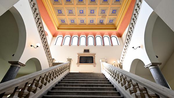 Das Anatomische Institut der FAU hat dringenden Sanierungsbedarf, in erster Linie ist die Entlüftung betroffen, aber auch das Rohrnetz ist marode.