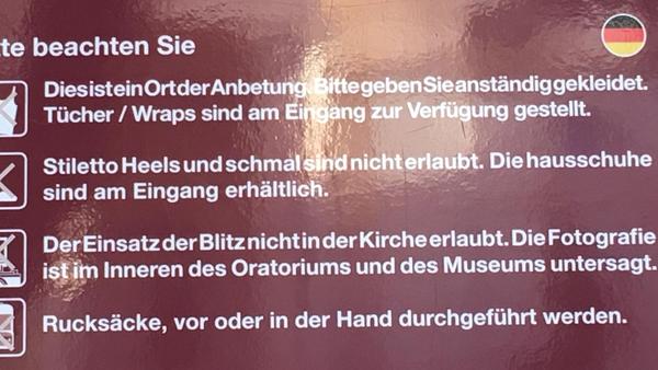 Gesehen auf Malta am Eingang der St. Johns-Kathedrale von Sabine Klier aus Erlangen. Alle Bilder der letzten Jahre unserer lustigen Deutschübersetzungen finden Sie hier.