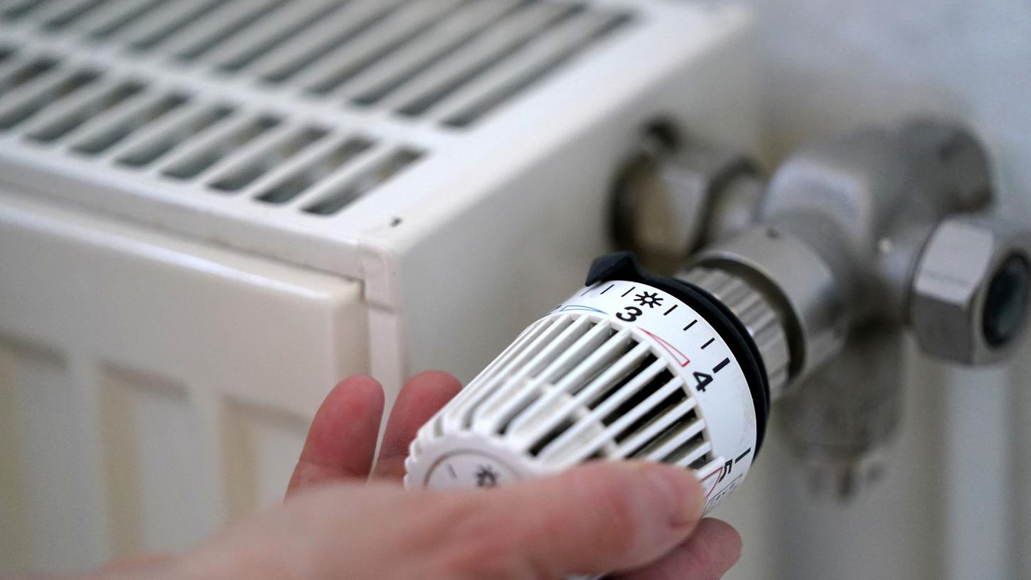 Laut einem Bundestagsbeschluss sollen die Kosten des sogenannten CO2-Preis auf Mieter und Vermieter verteilt werden. Laut einem Bundestagsbeschluss sollen die Kosten des sogenannten CO2-Preis auf Mieter und Vermieter verteilt werden.
