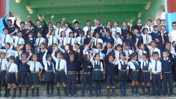 Grüße aus Indien: Patenkinder danken Weisendorfer Zubza-Schülern