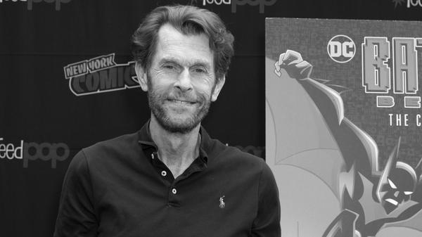 Der amerikanische Schauspieler Kevin Conroy, der vor allem als langjährige Stimme der Comic-Figur Batman bekannt war, starb am 10. November im Alter von 66 Jahren.