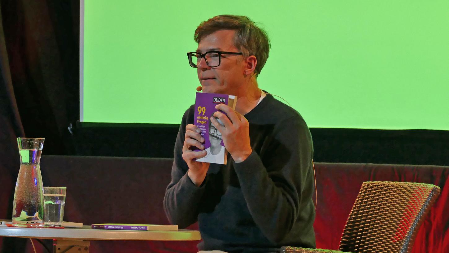 "Bekennender Klugscheißer": Ralph Caspers war zu Gast in Lauf. "Bekennender Klugscheißer": Ralph Caspers war zu Gast in Lauf.