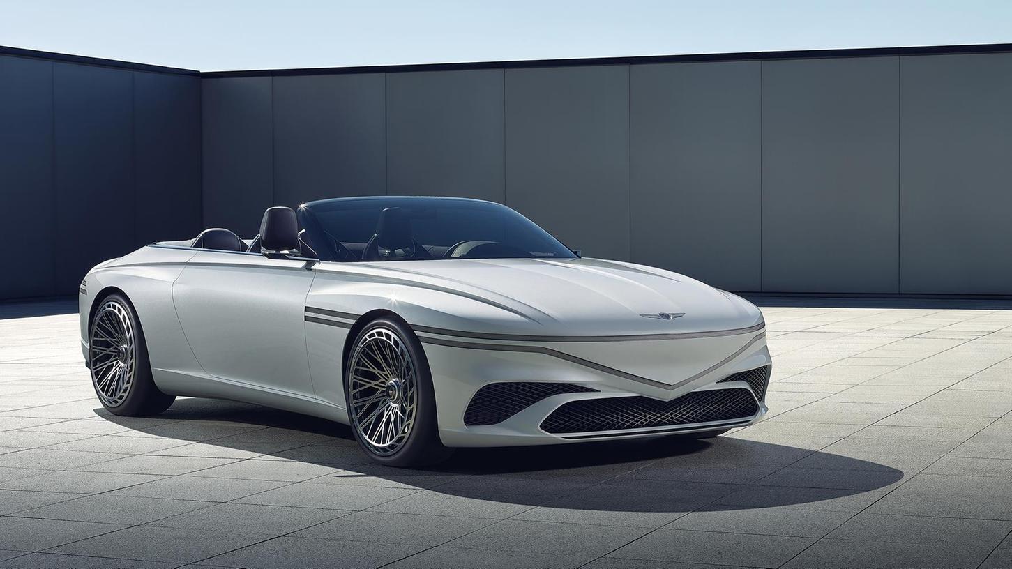 Genesis X Convertible: Zwei Türen, vier Sitzplätze, Elektroantrieb. Genesis X Convertible: Zwei Türen, vier Sitzplätze, Elektroantrieb.
