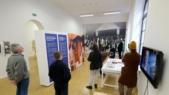 Jetzt ins Komm kommen: Ausstellung zeigt Kunst, Kultur und Kontroversen in Nürnbergs Kulturhaus