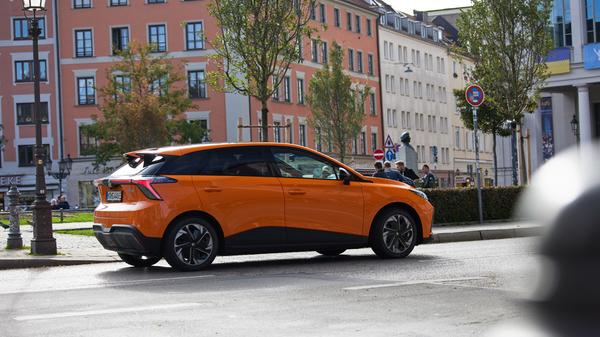 Mit Glück kommt man noch 2022 zu einem vorkonfigurierten Fahrzeug. Dann lässt sich die aktuelle Subvention in Höhe von 9570 Euro abziehen.