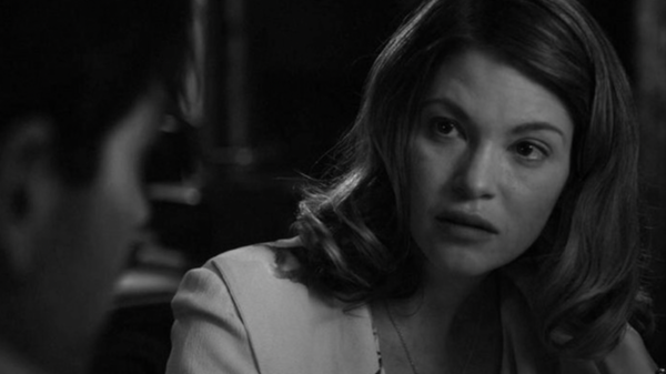 Als Dämonin Meg Masters trieb sie in der erfolgsgekrönten Mistery-Serie "Supernatural" ihr Unwesen. Am 19. November ist die Schauspielerin Nicki Aycox nach einem zweijährigen Kampf gegen den Krebs gestorben - im Alter von gerade einmal 47 Jahren. Das teilte ihre Schwägerin Susan Raab Ceklosky auf Facebook mit.