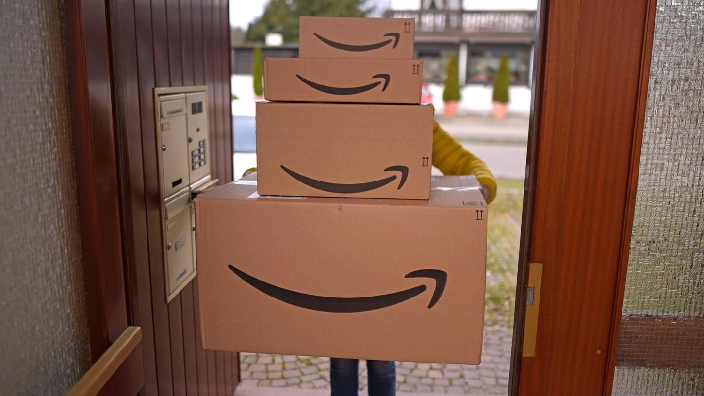 Das "Lächeln" wie es auf den typischen Amazon-Paketen zu sehen ist, ist vielen Kurierfahrern mittlerweile vergangen. 