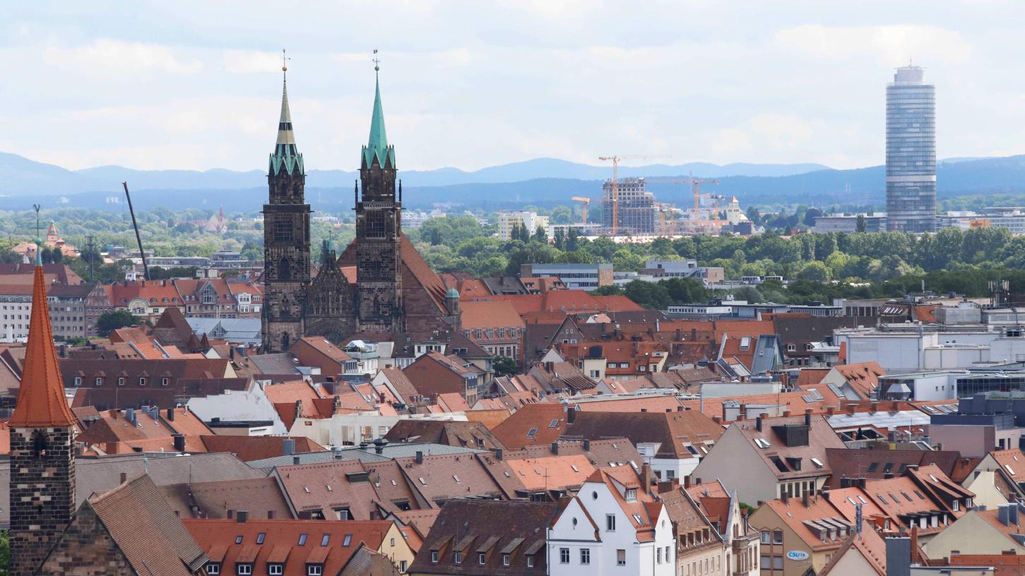Blick auf Nürnbergs Stadtzentrum: für Mieter weiterhin ein teures Pflaster. Blick auf Nürnbergs Stadtzentrum: für Mieter weiterhin ein teures Pflaster.